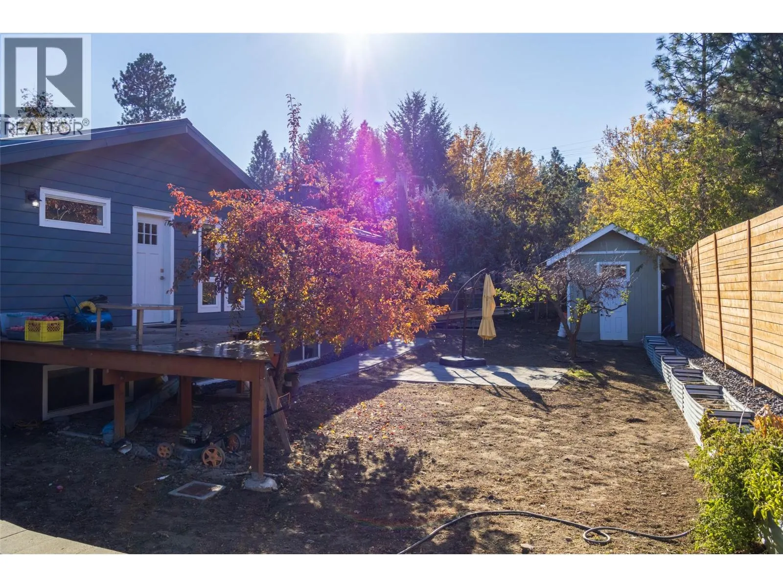 325 Whiteshield Crescent