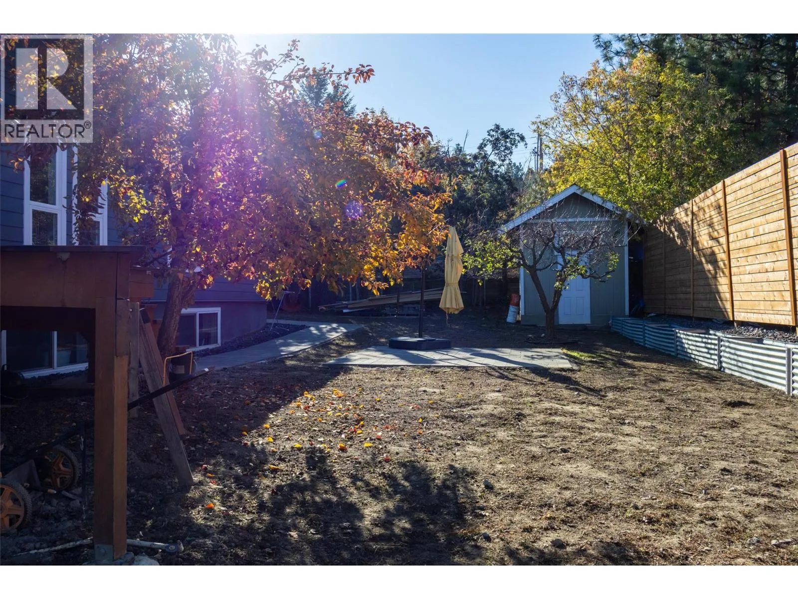 325 Whiteshield Crescent