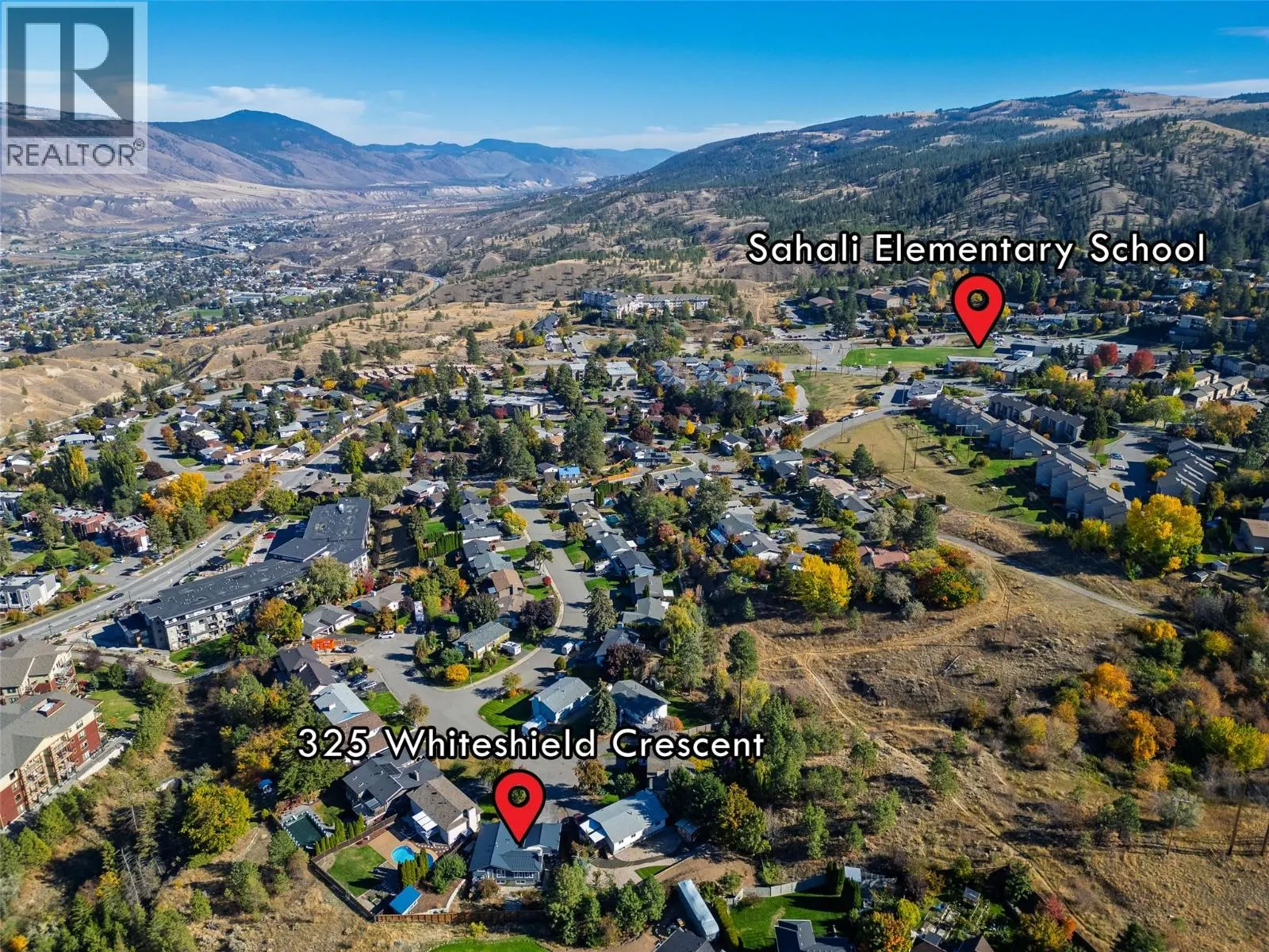 325 Whiteshield Crescent