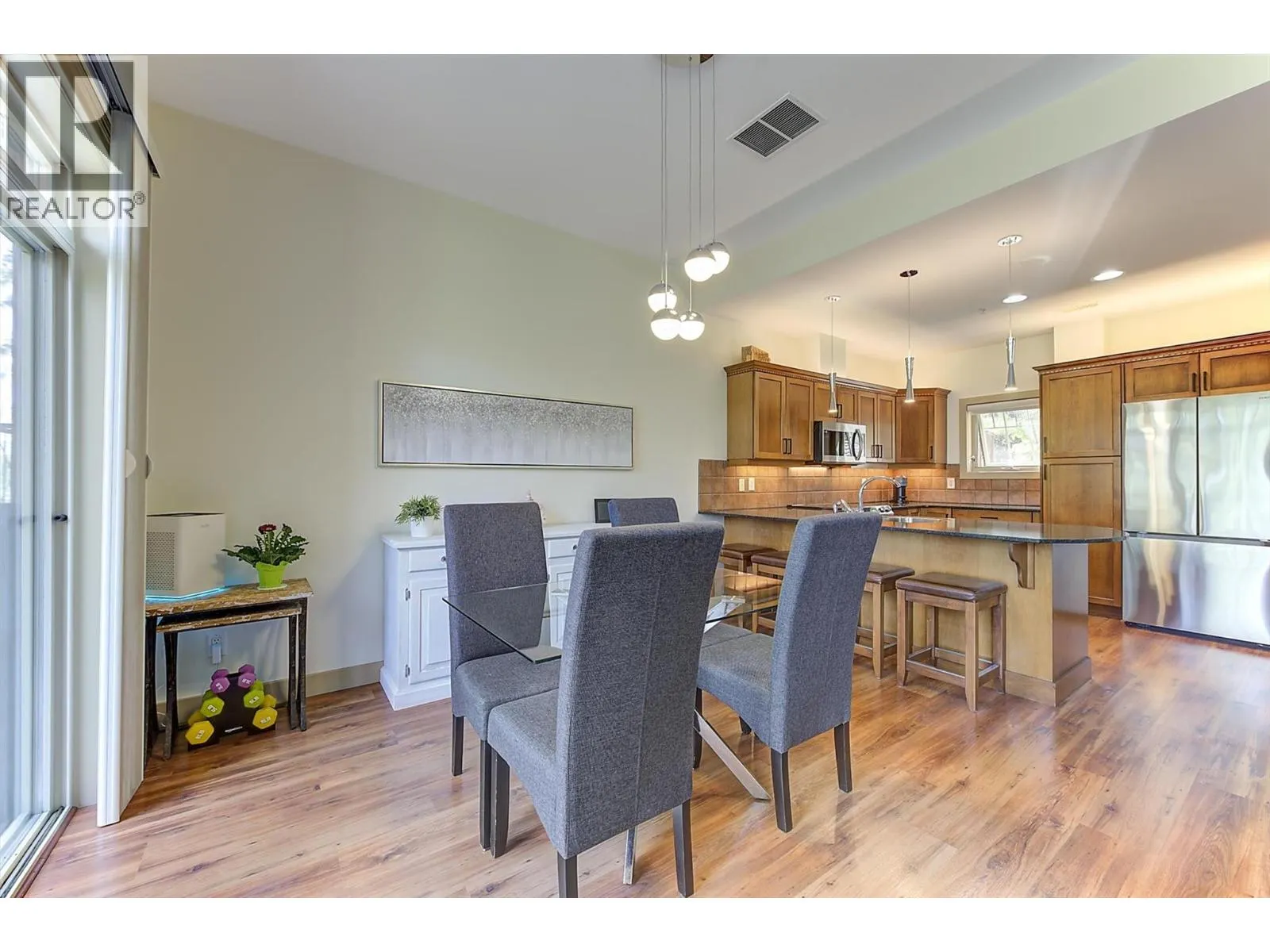1795 Country Club Road Unit# 206