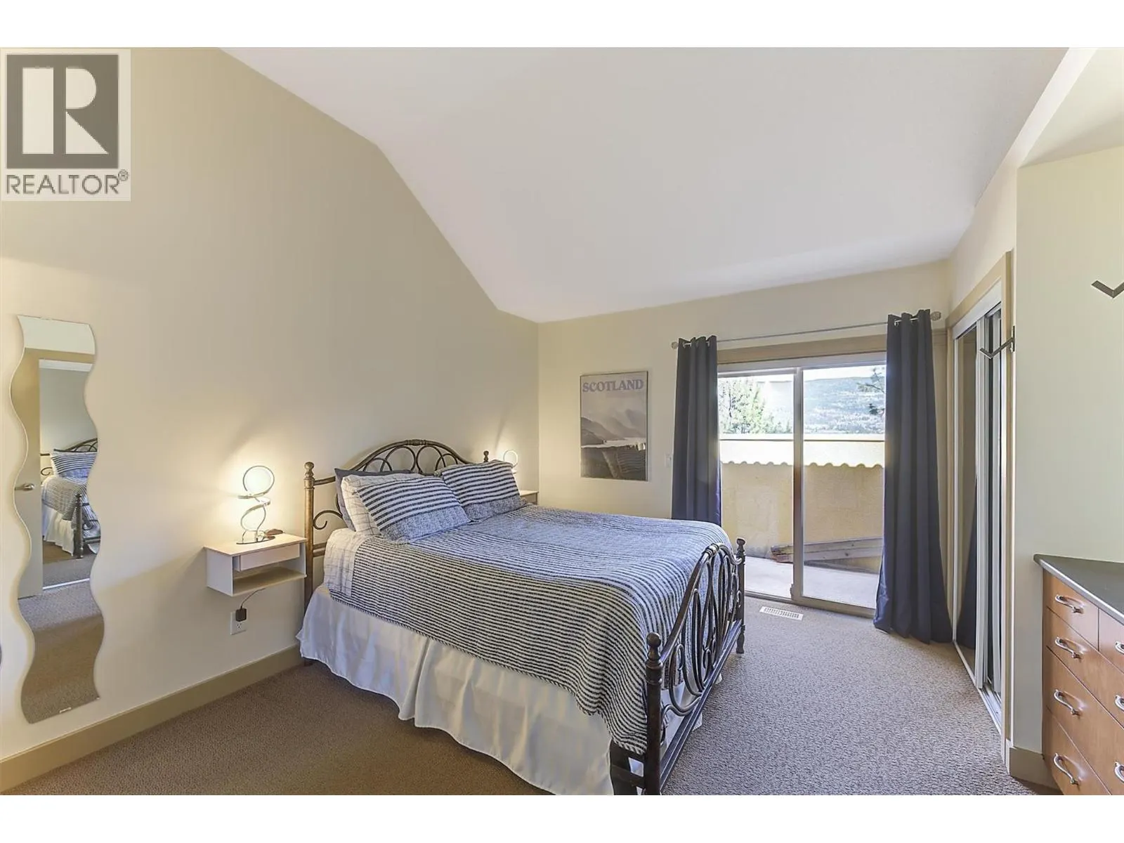 1795 Country Club Road Unit# 206