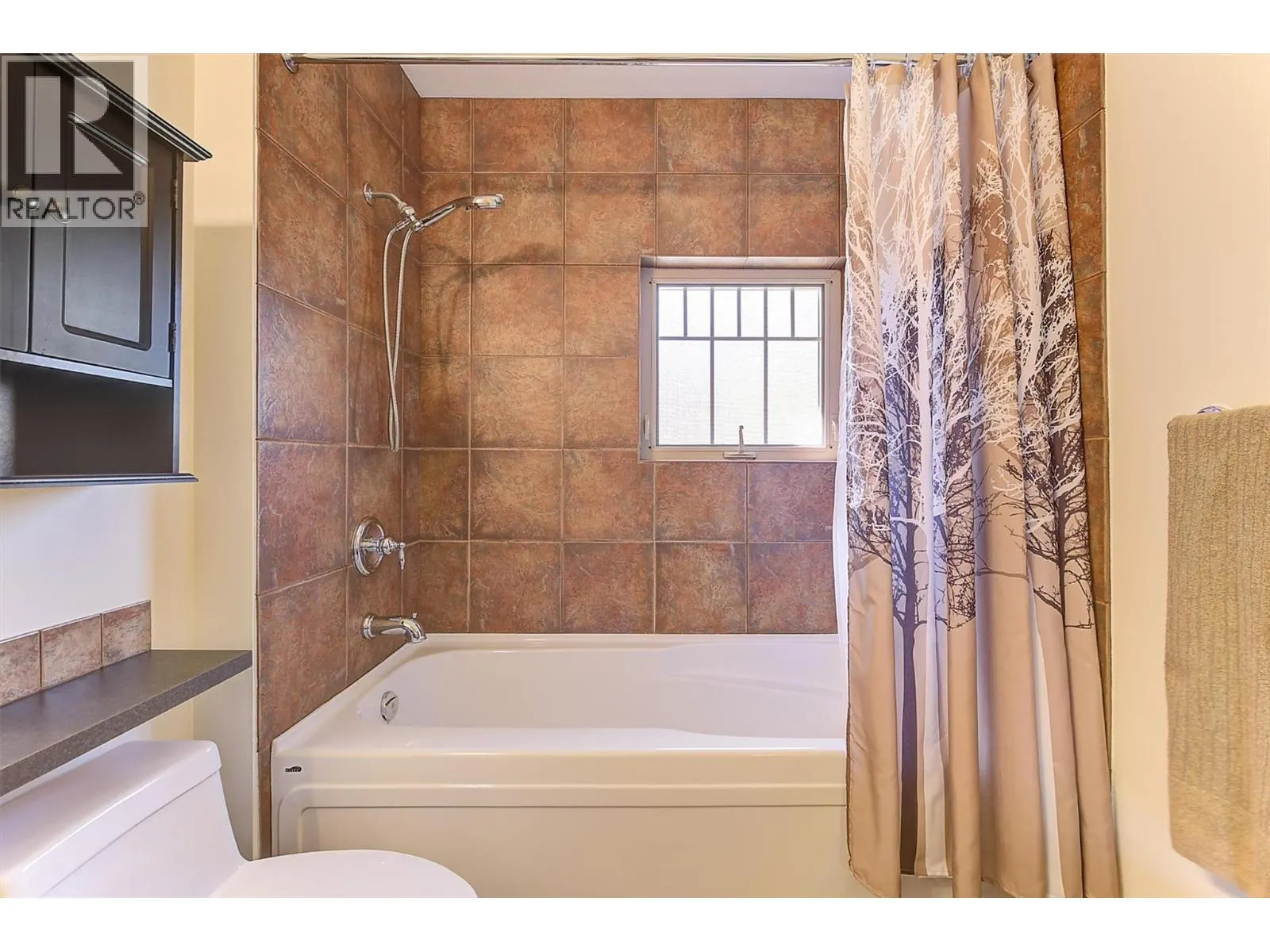 1795 Country Club Road Unit# 206