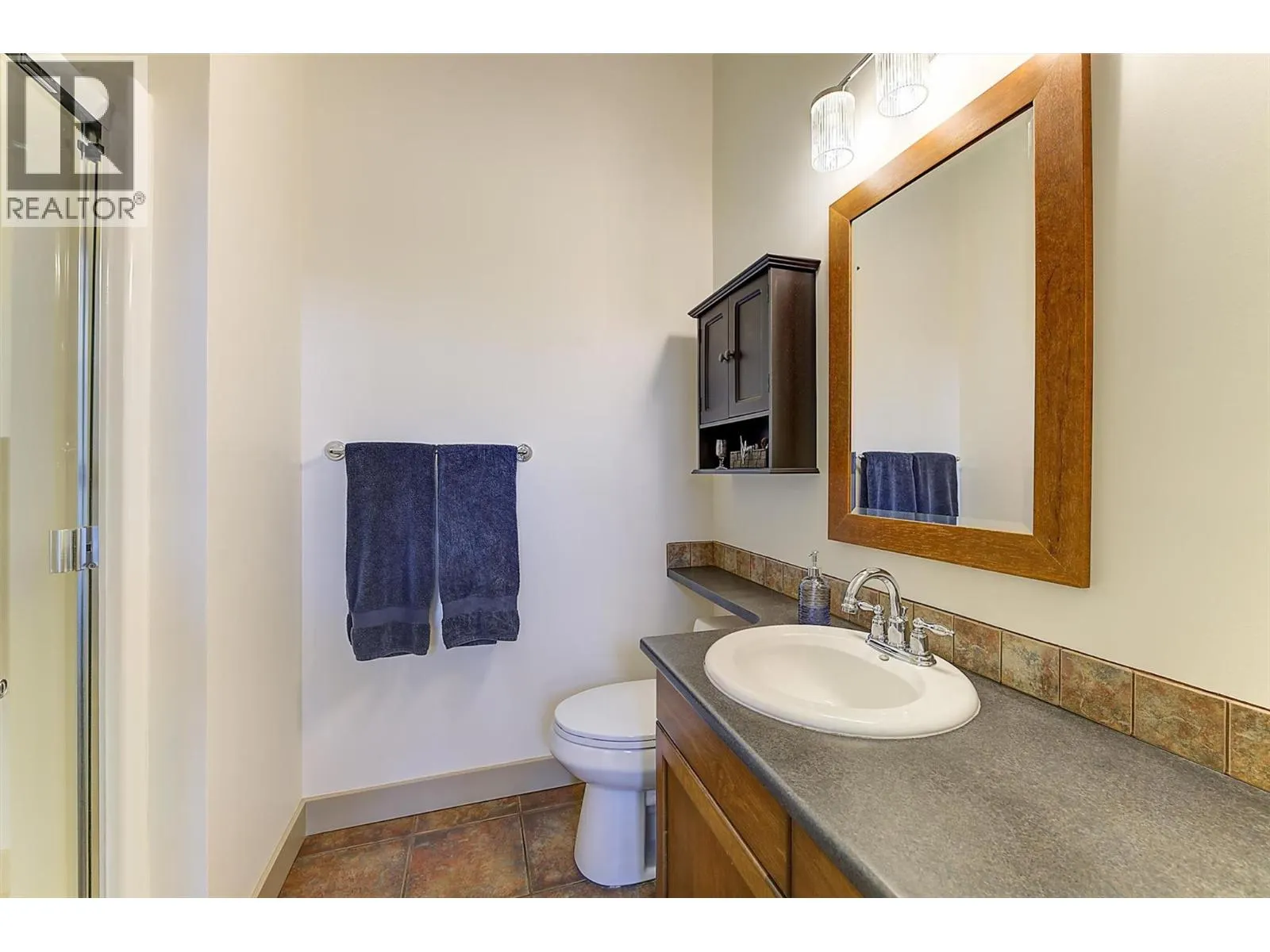 1795 Country Club Road Unit# 206