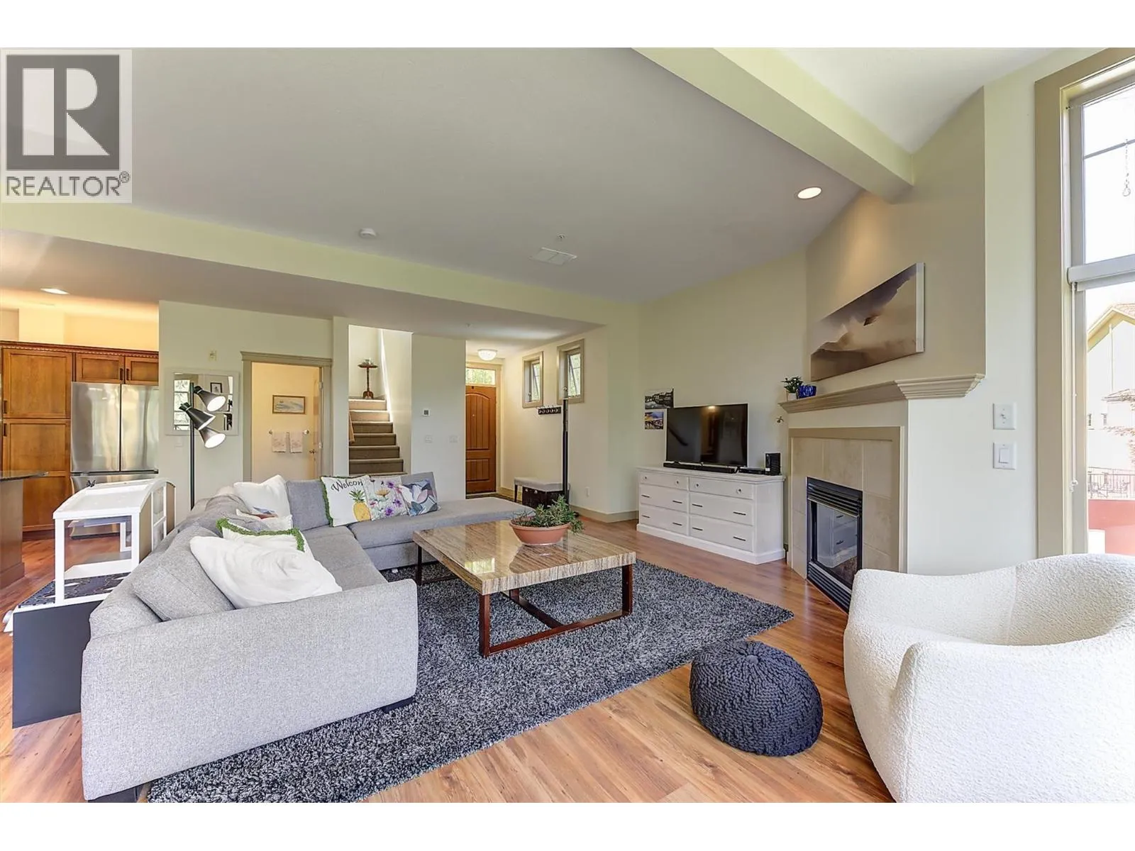 1795 Country Club Road Unit# 206