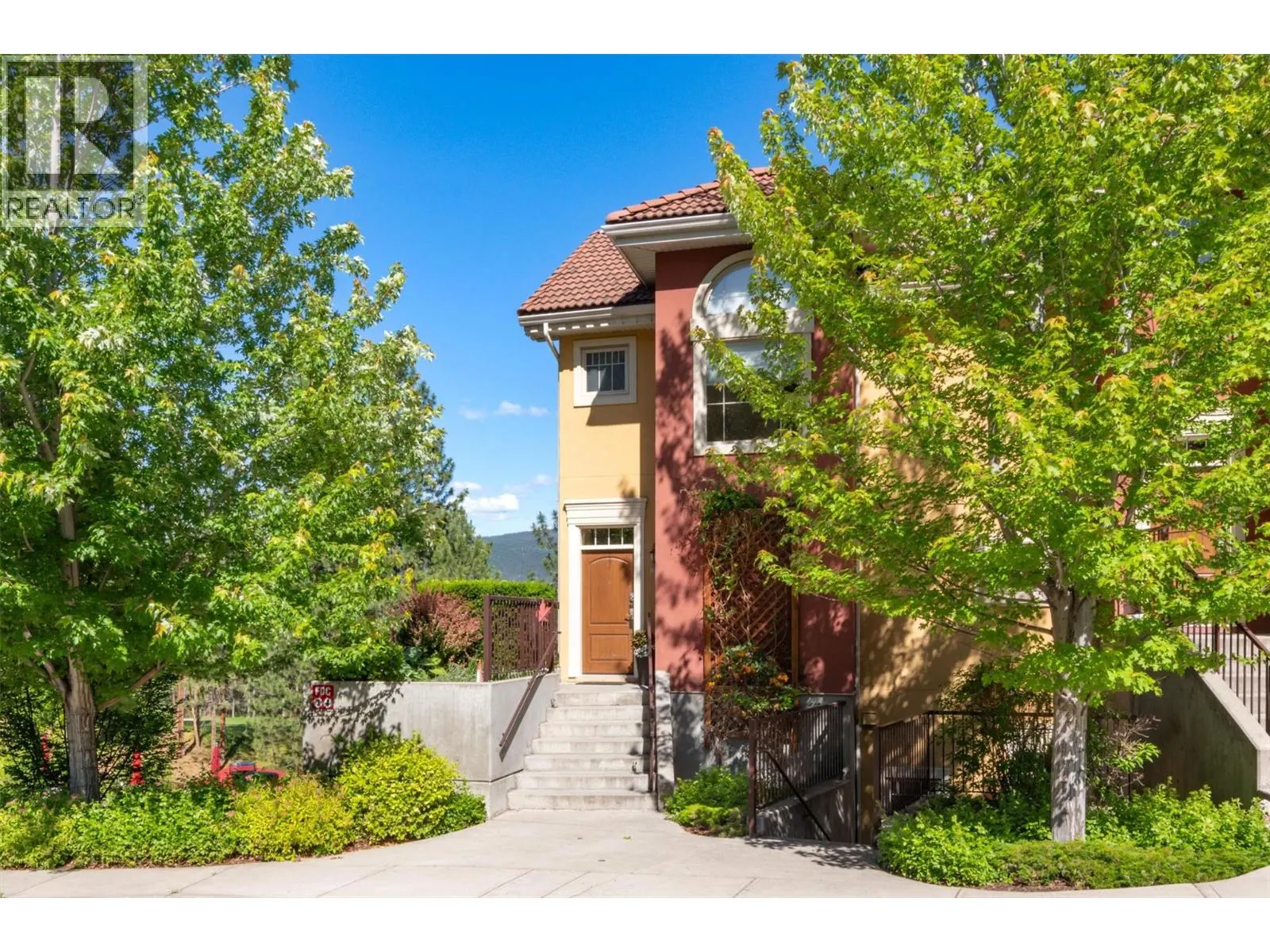 1795 Country Club Road Unit# 206
