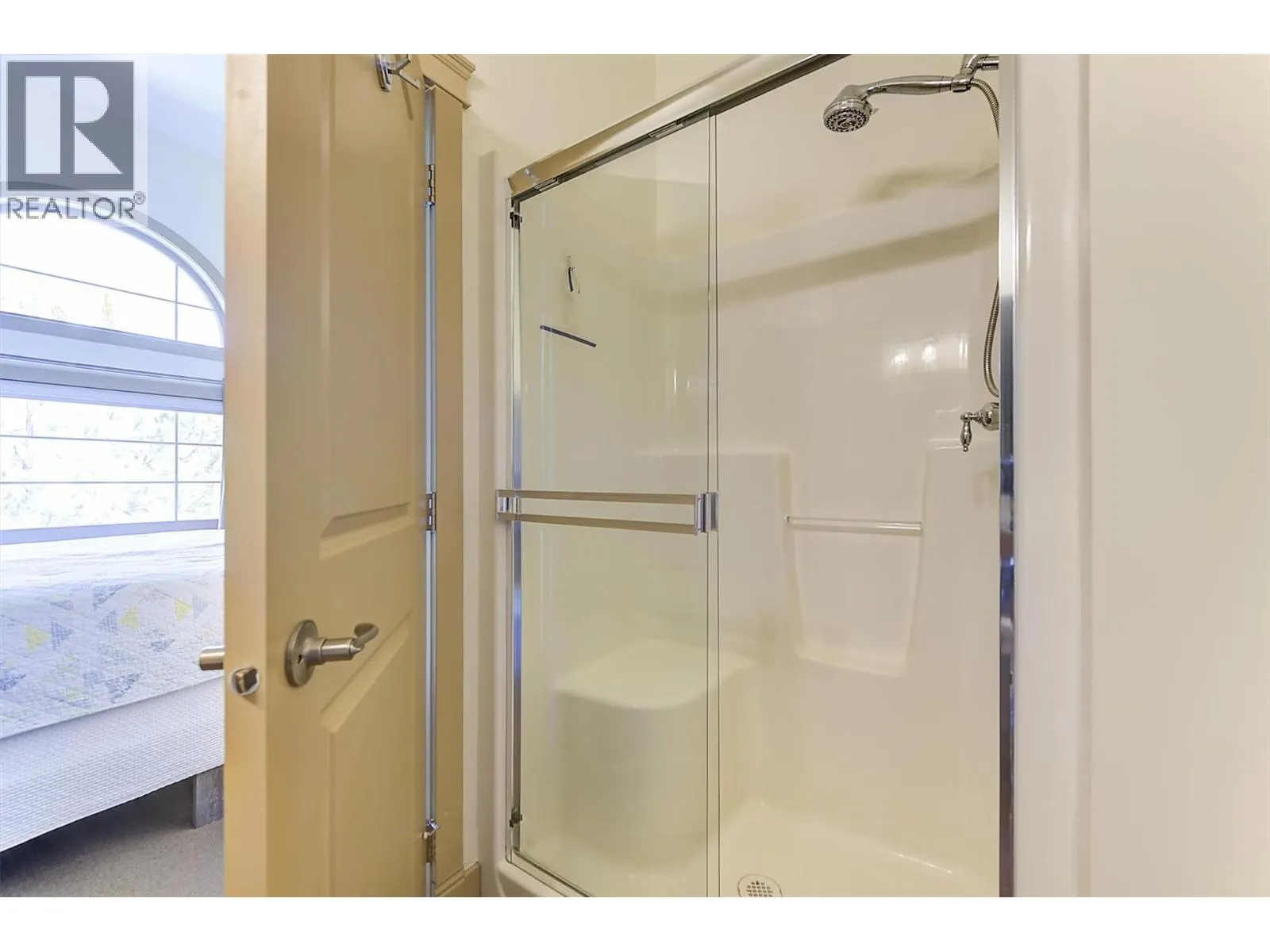 1795 Country Club Road Unit# 206