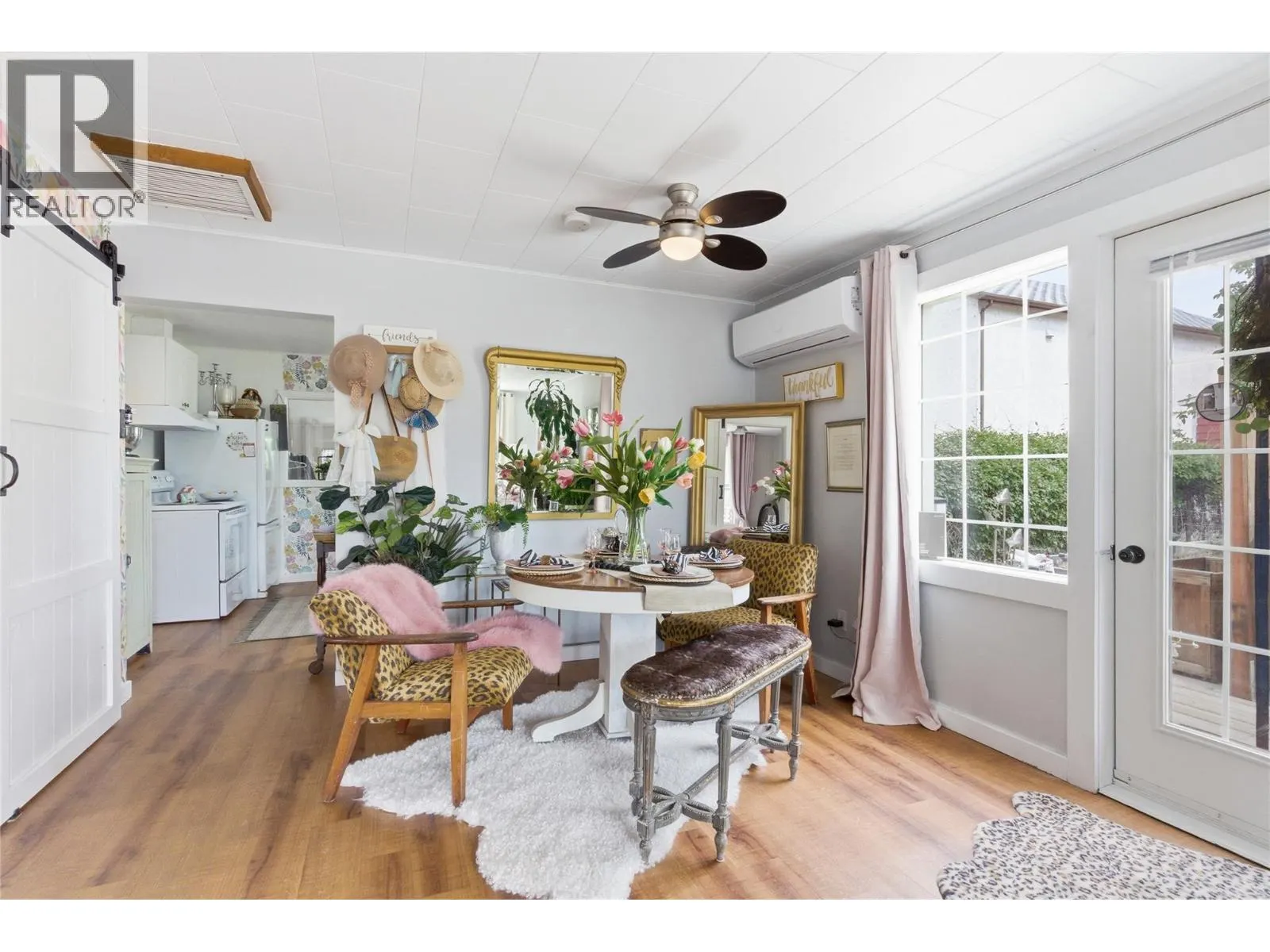 352 5TH Street