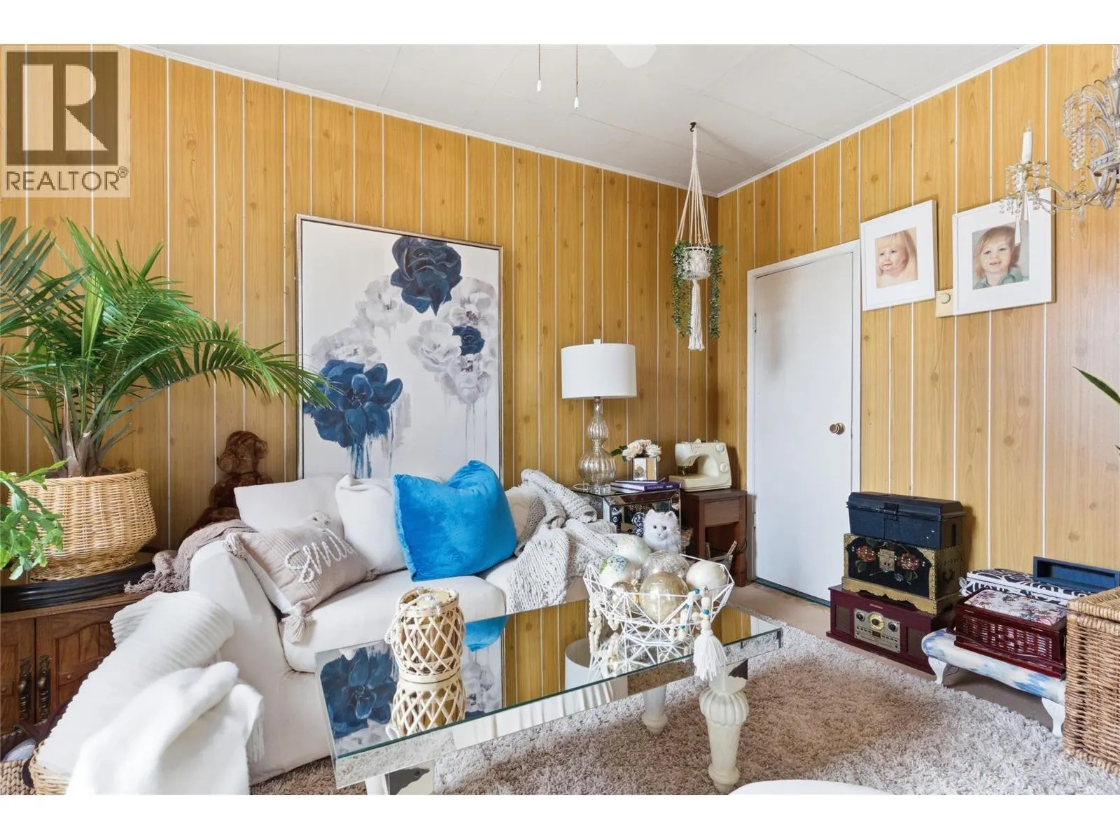 352 5TH Street
