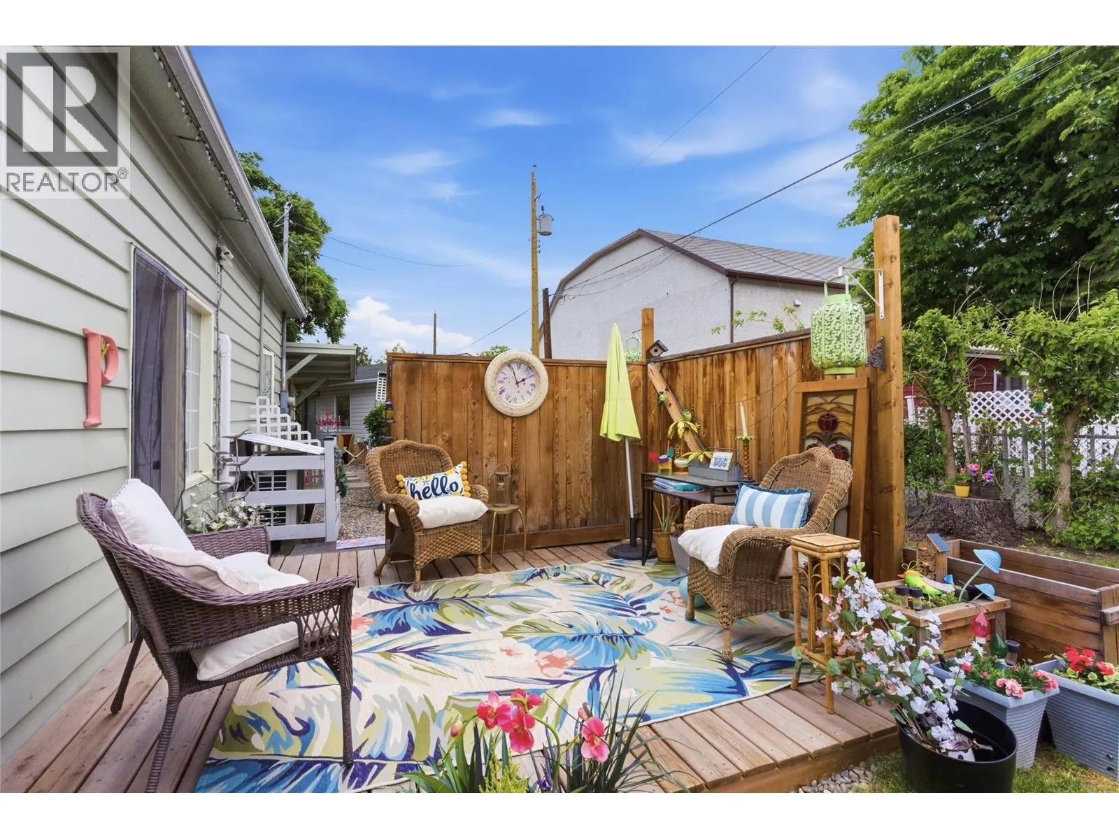 352 5TH Street