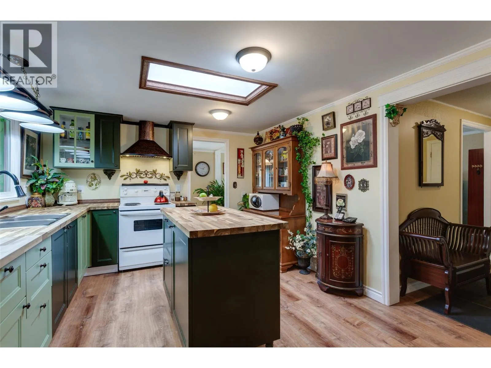 1999 Hwy 97 Highway S Unit# 12
