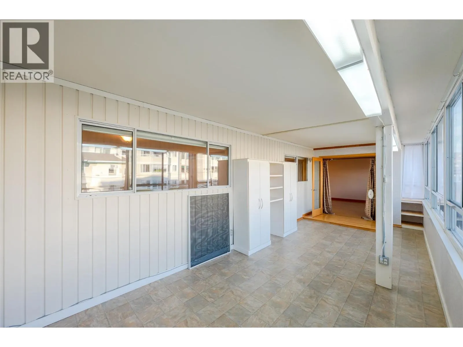 195 Warren Avenue W Unit# 204