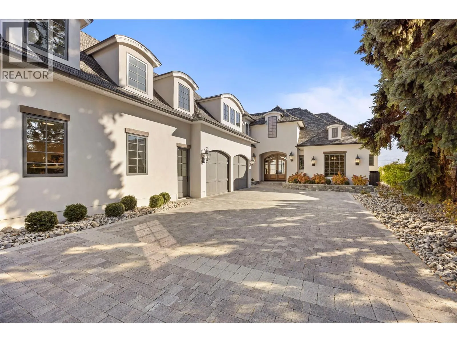 2389 George Court