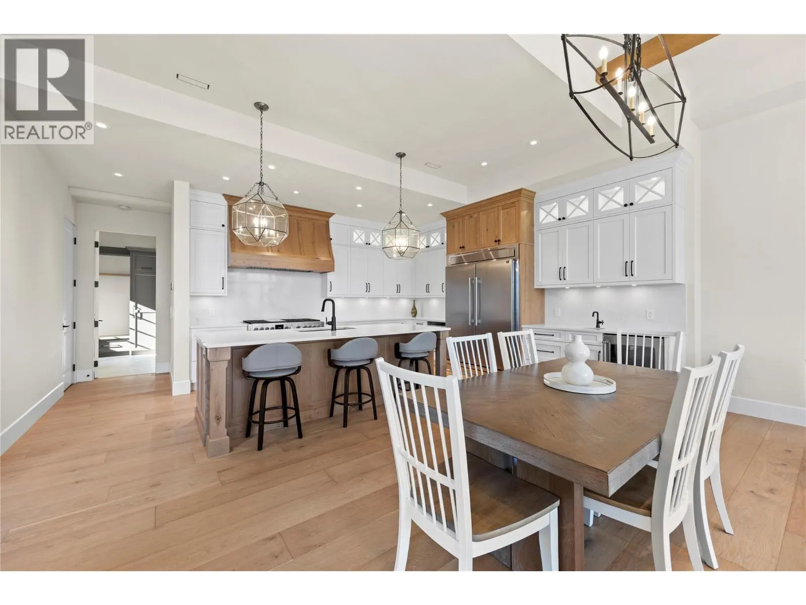 2389 George Court