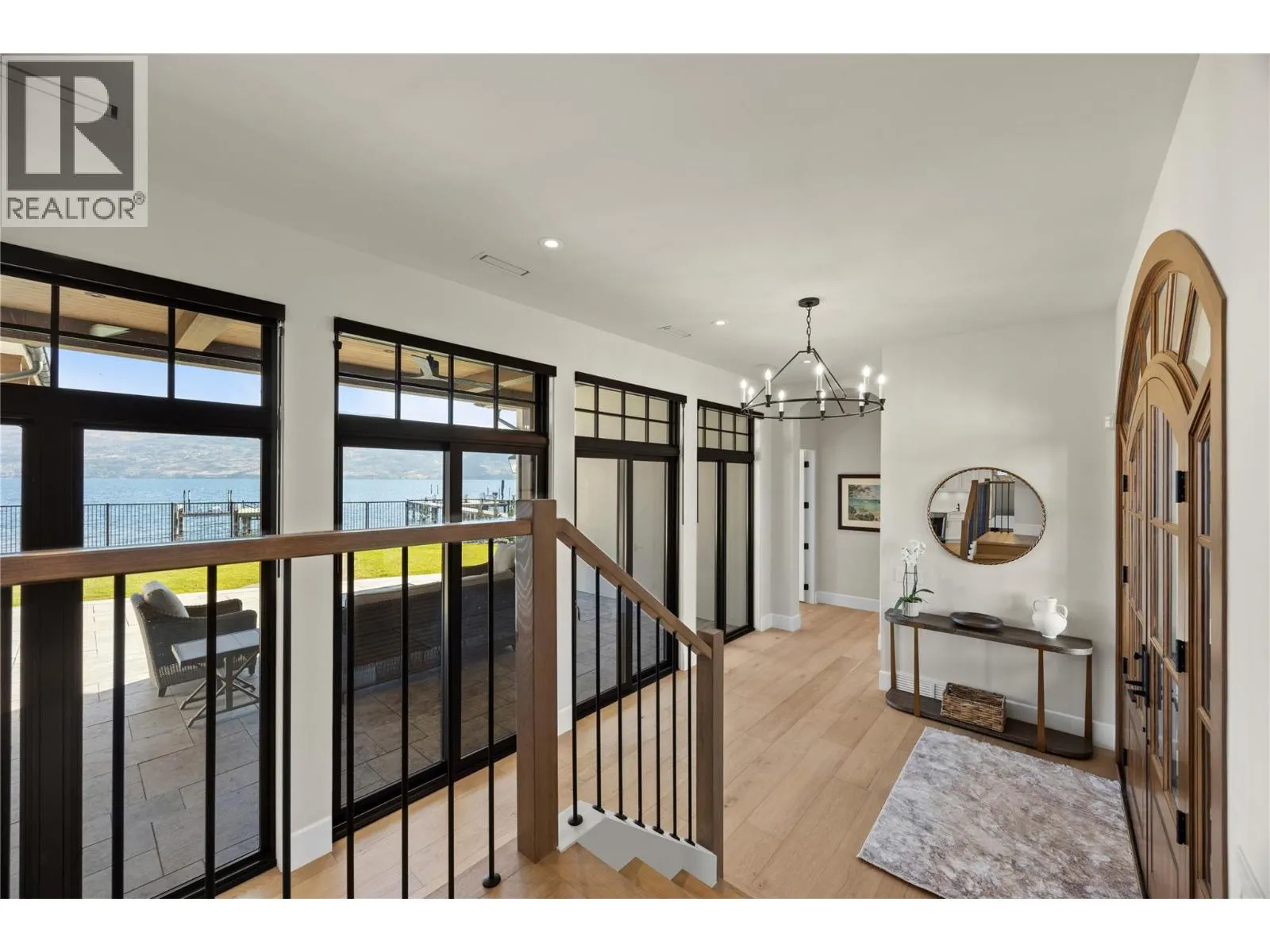 2389 George Court