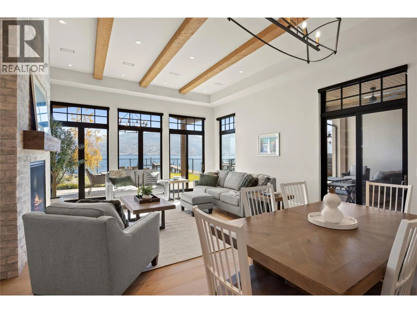 2389 George Court