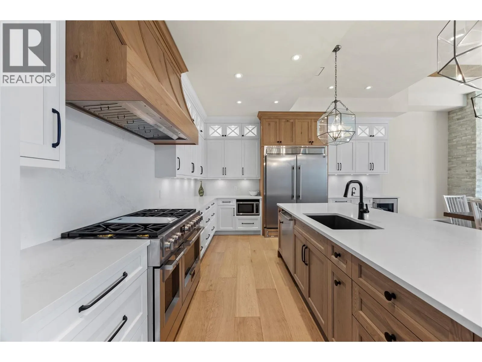 2389 George Court