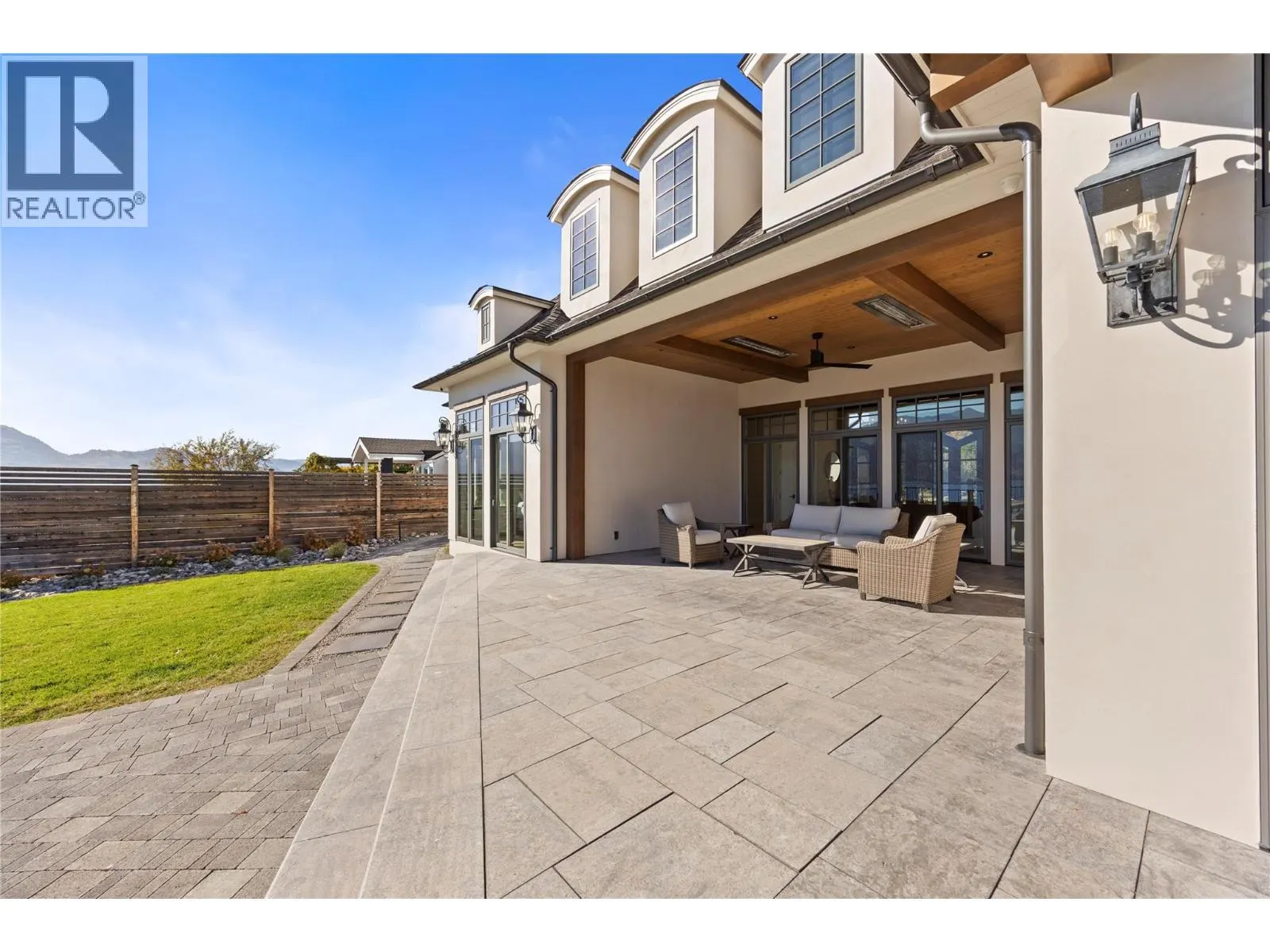 2389 George Court