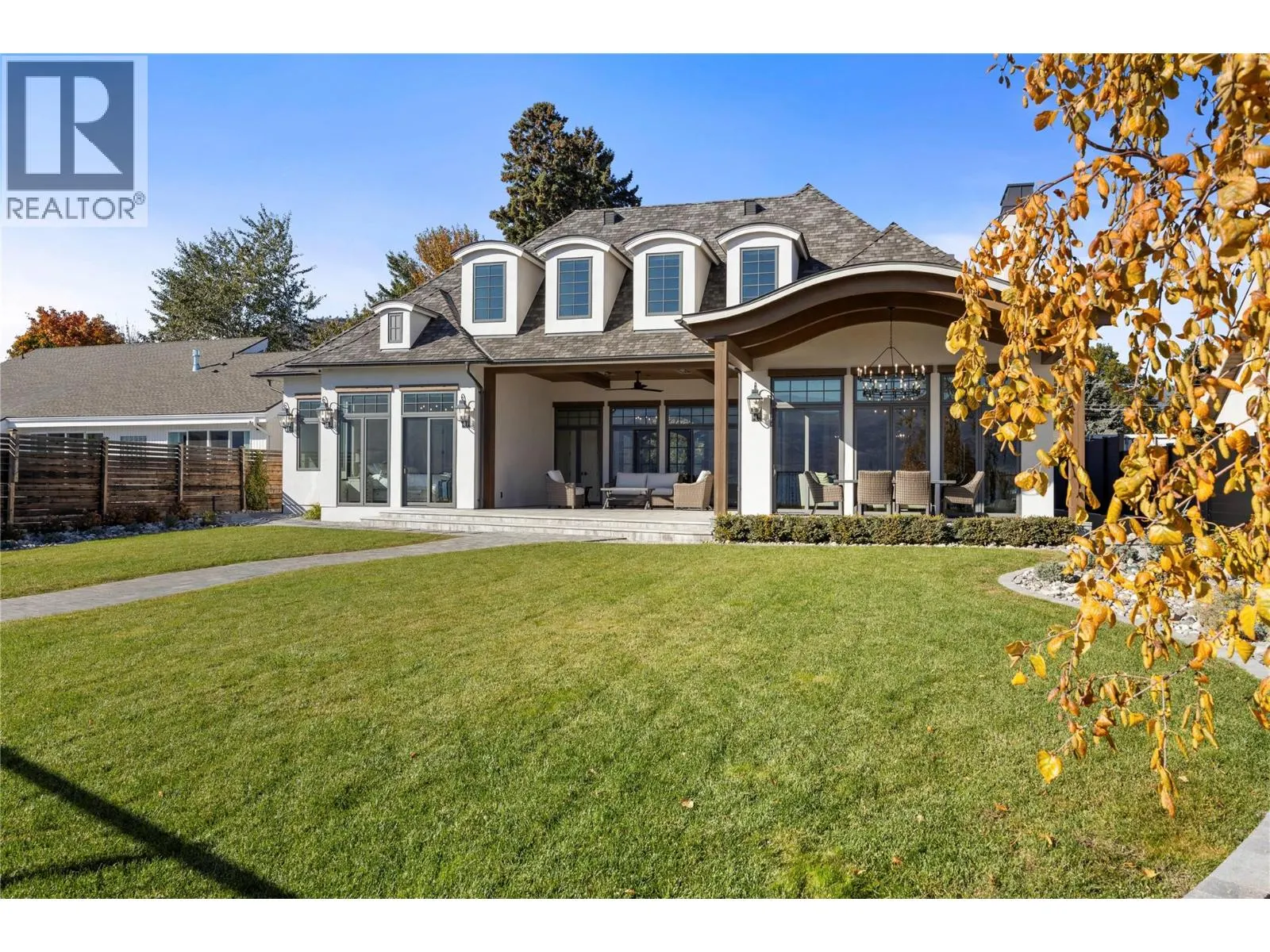 2389 George Court
