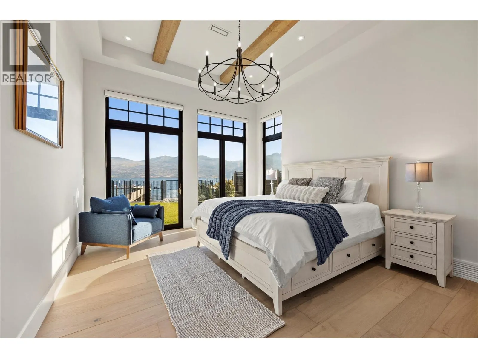 2389 George Court