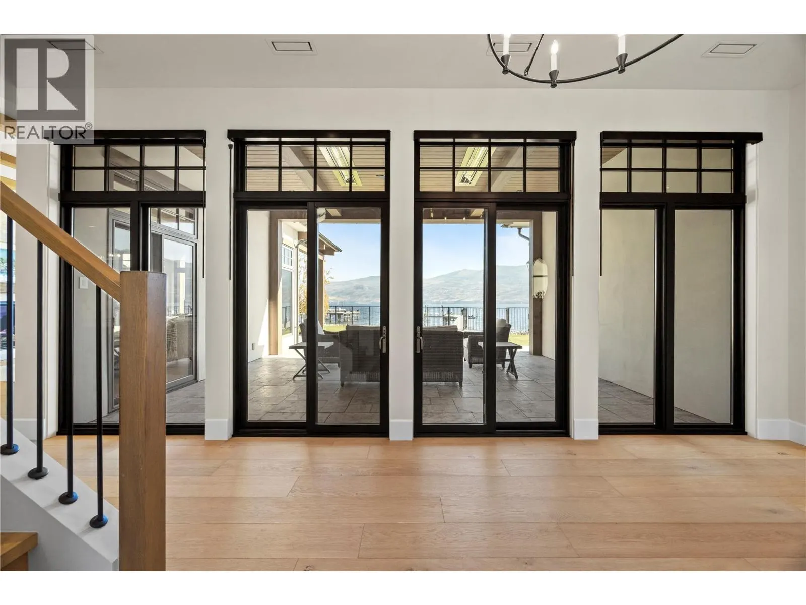 2389 George Court