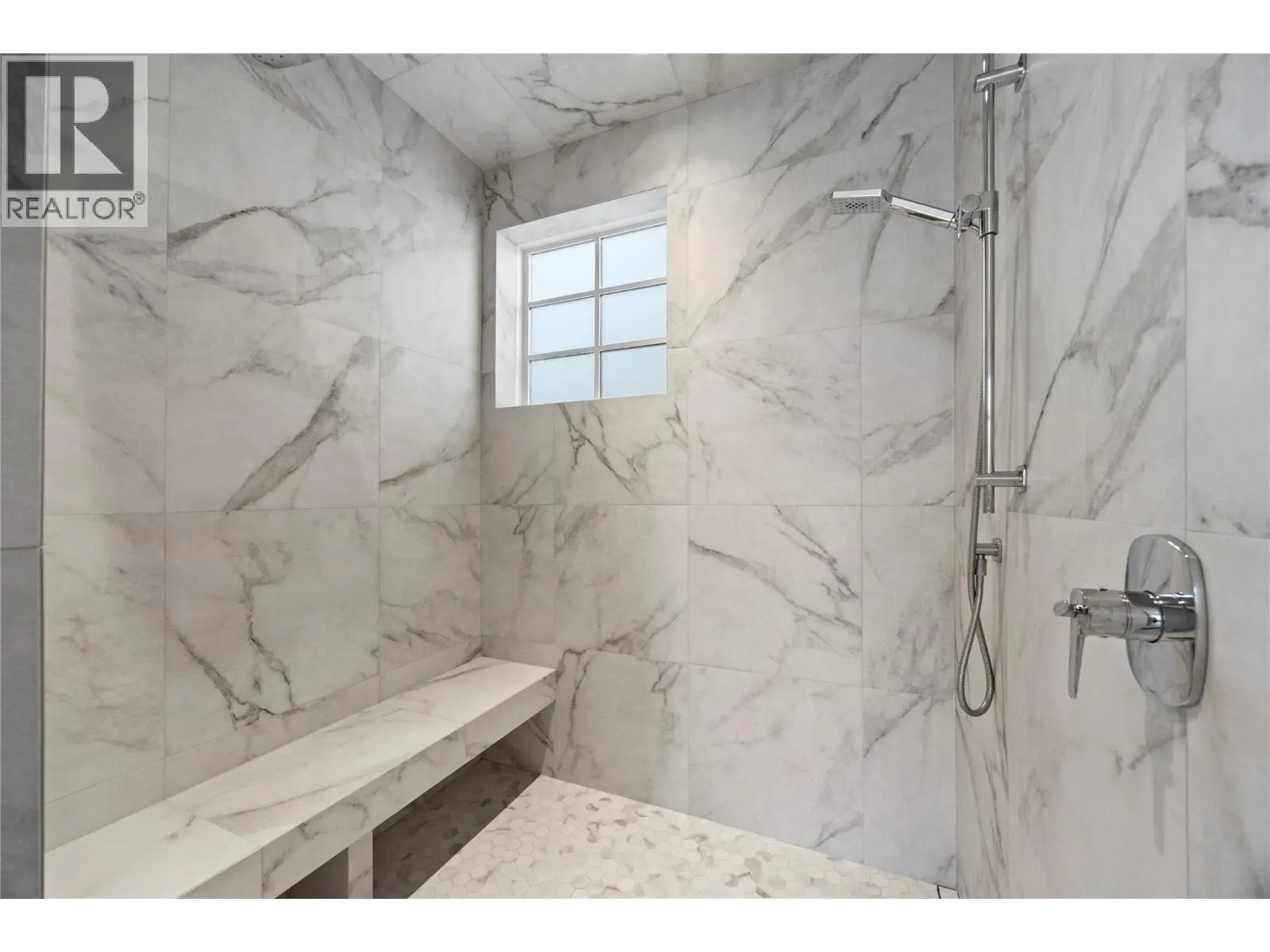 2389 George Court