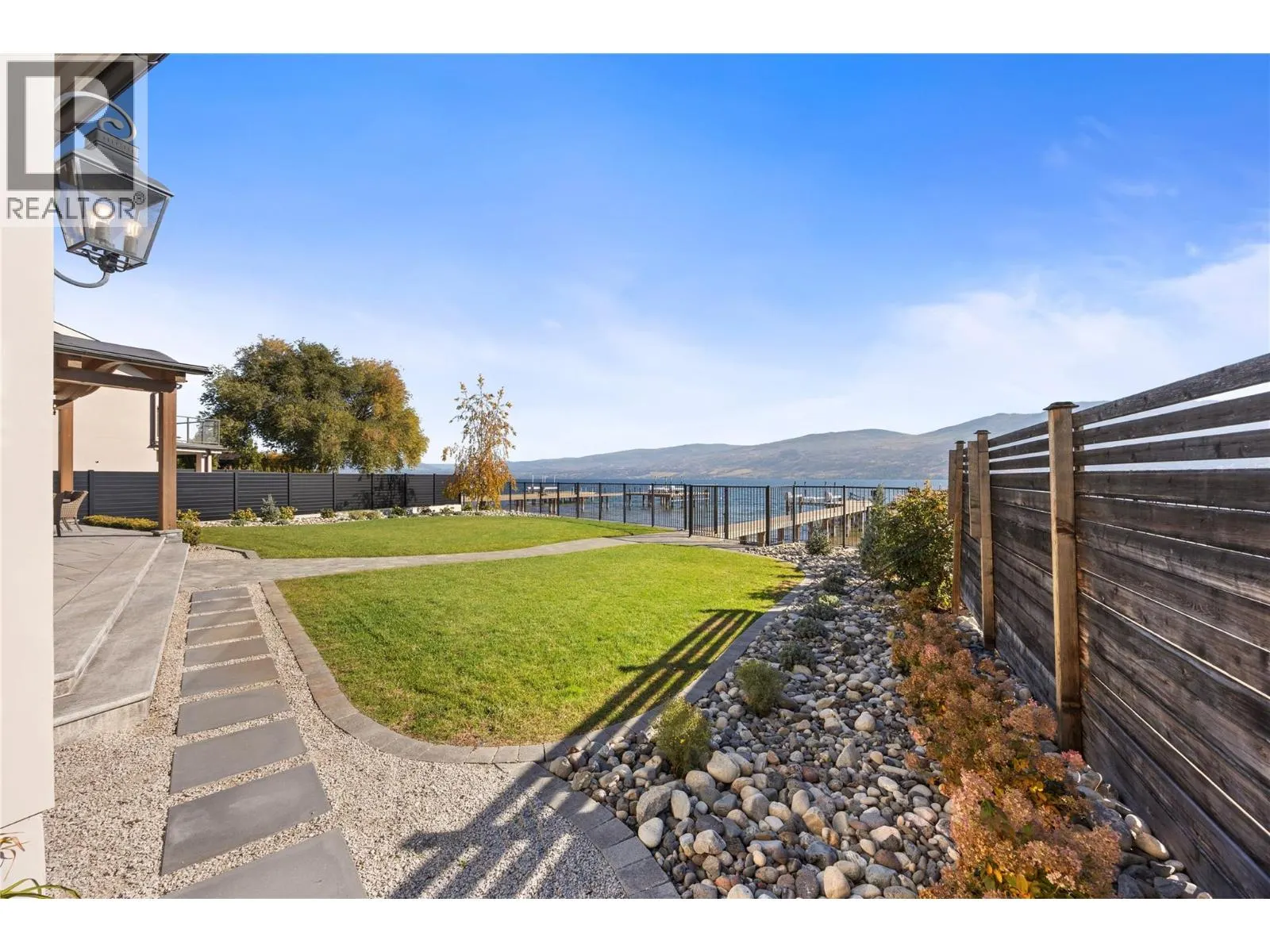 2389 George Court