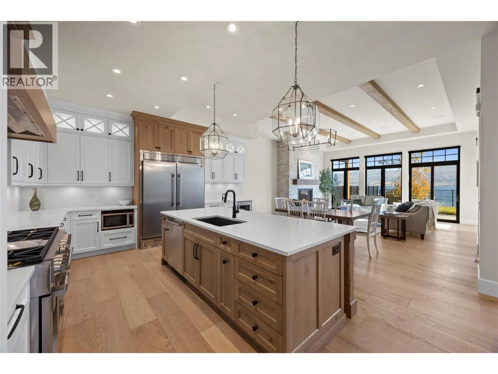 2389 George Court