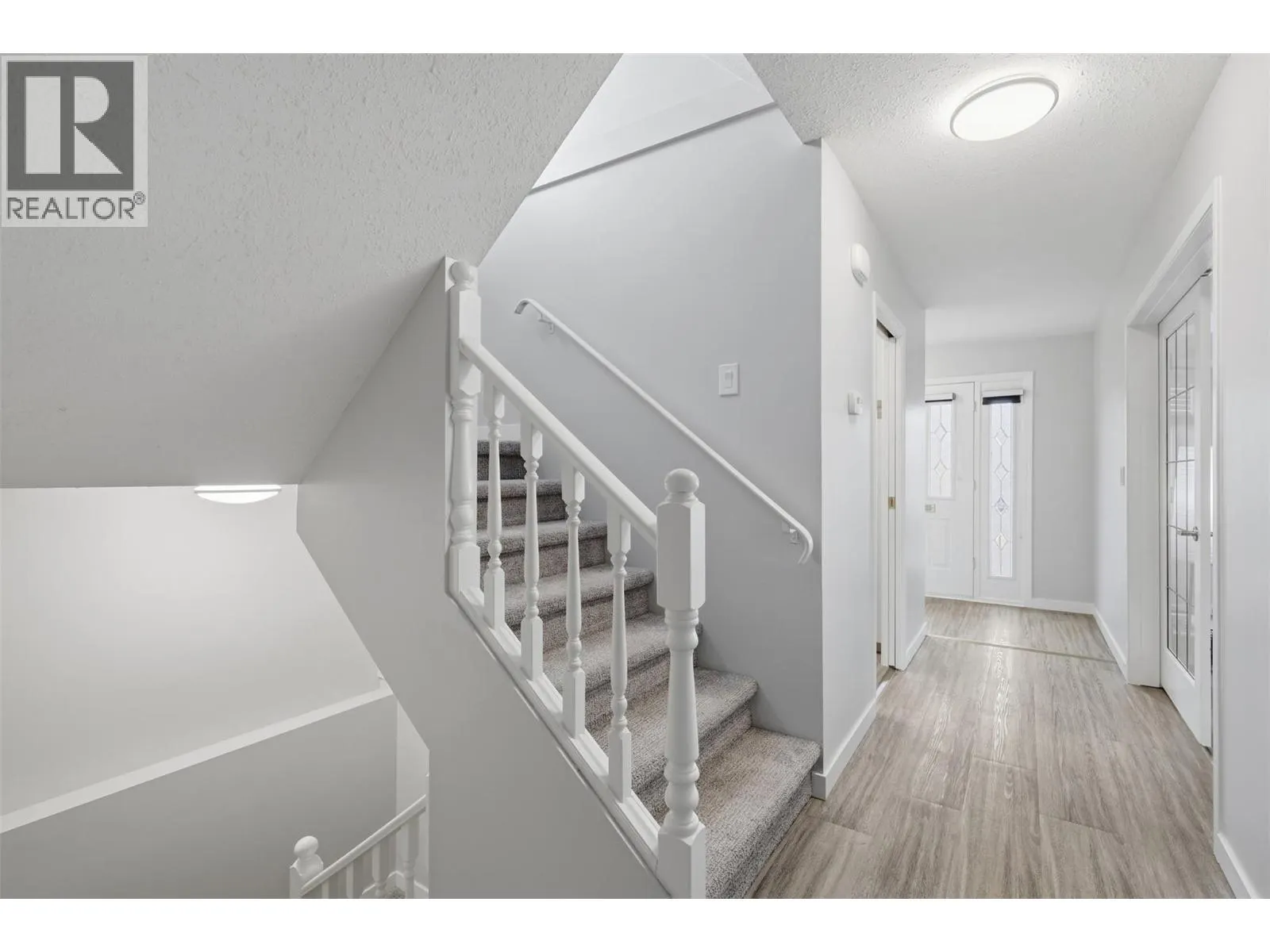801 ALPINE Terrace
