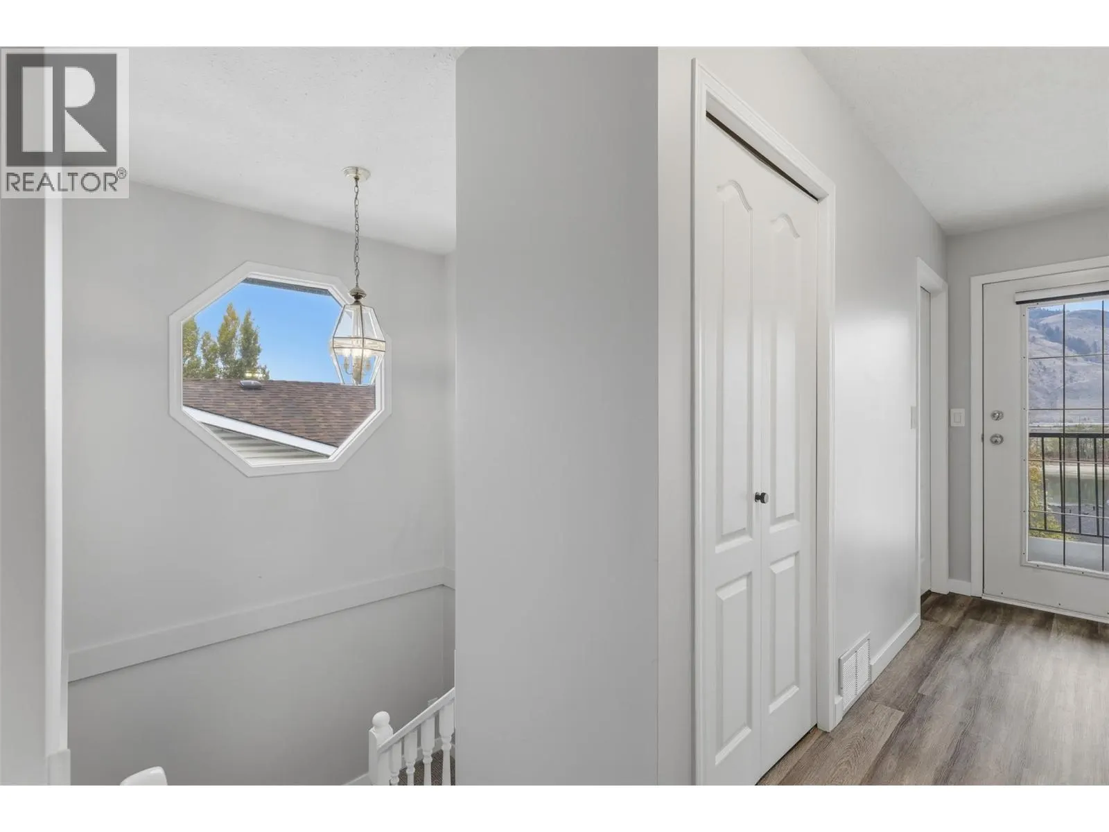 801 ALPINE Terrace