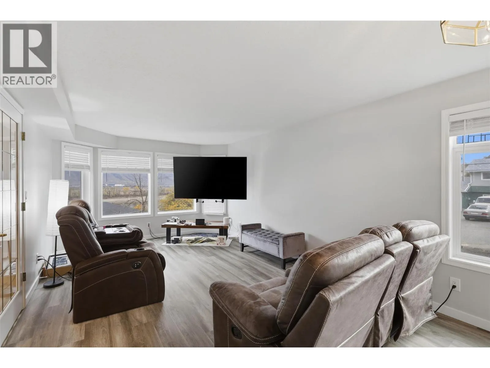 801 ALPINE Terrace