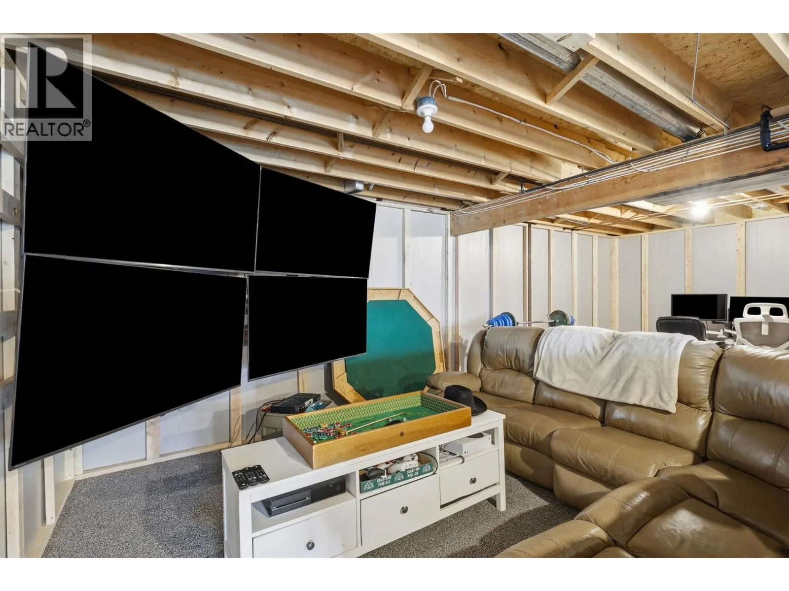 801 ALPINE Terrace