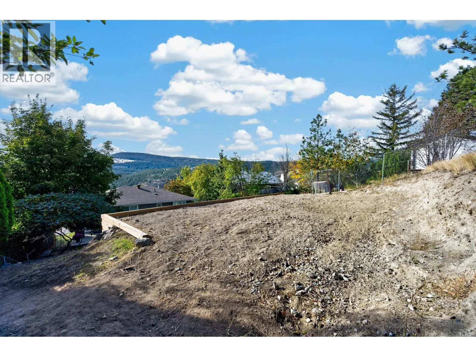 1432 Mt Dufferin Drive