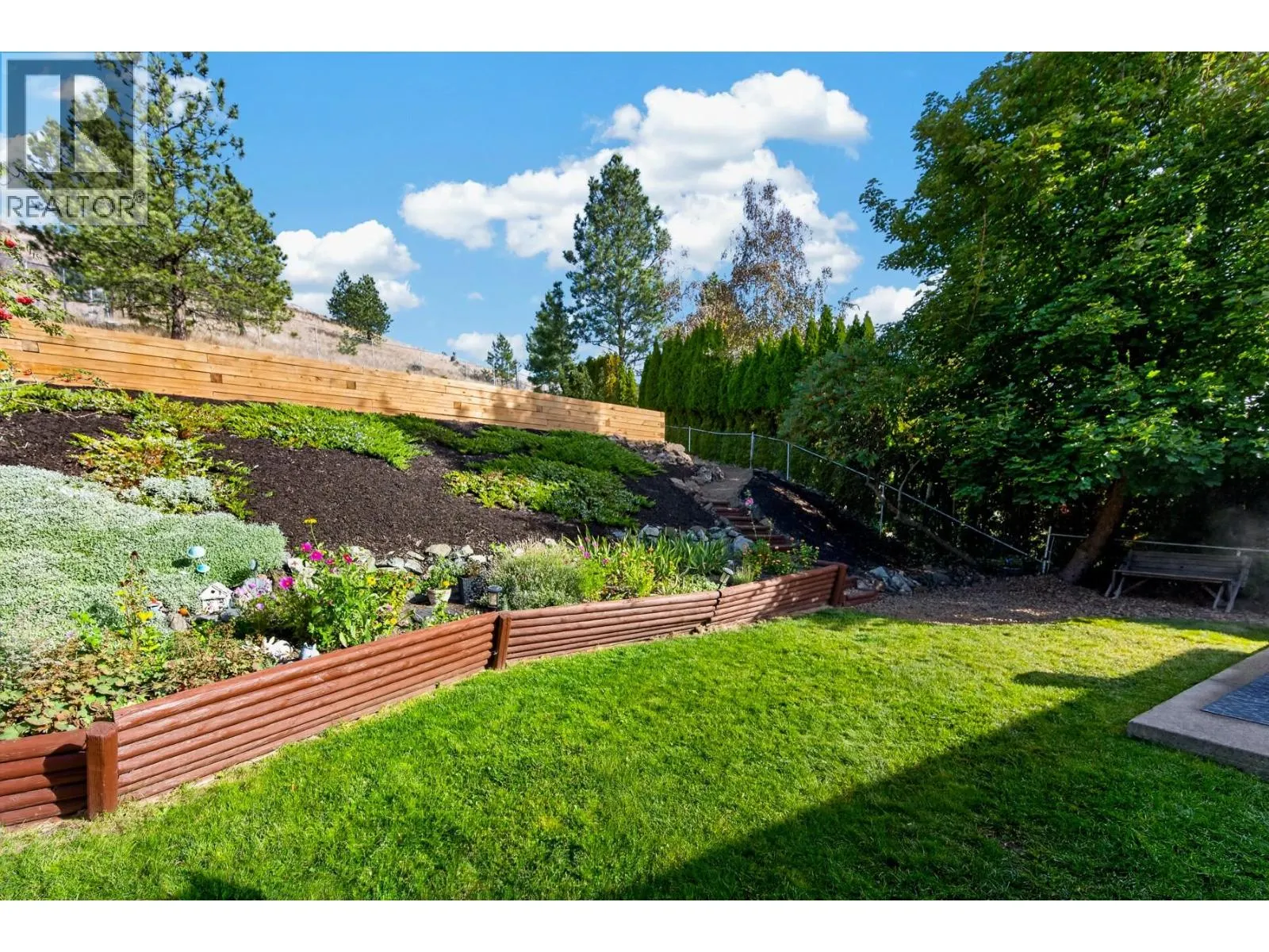 1432 Mt Dufferin Drive