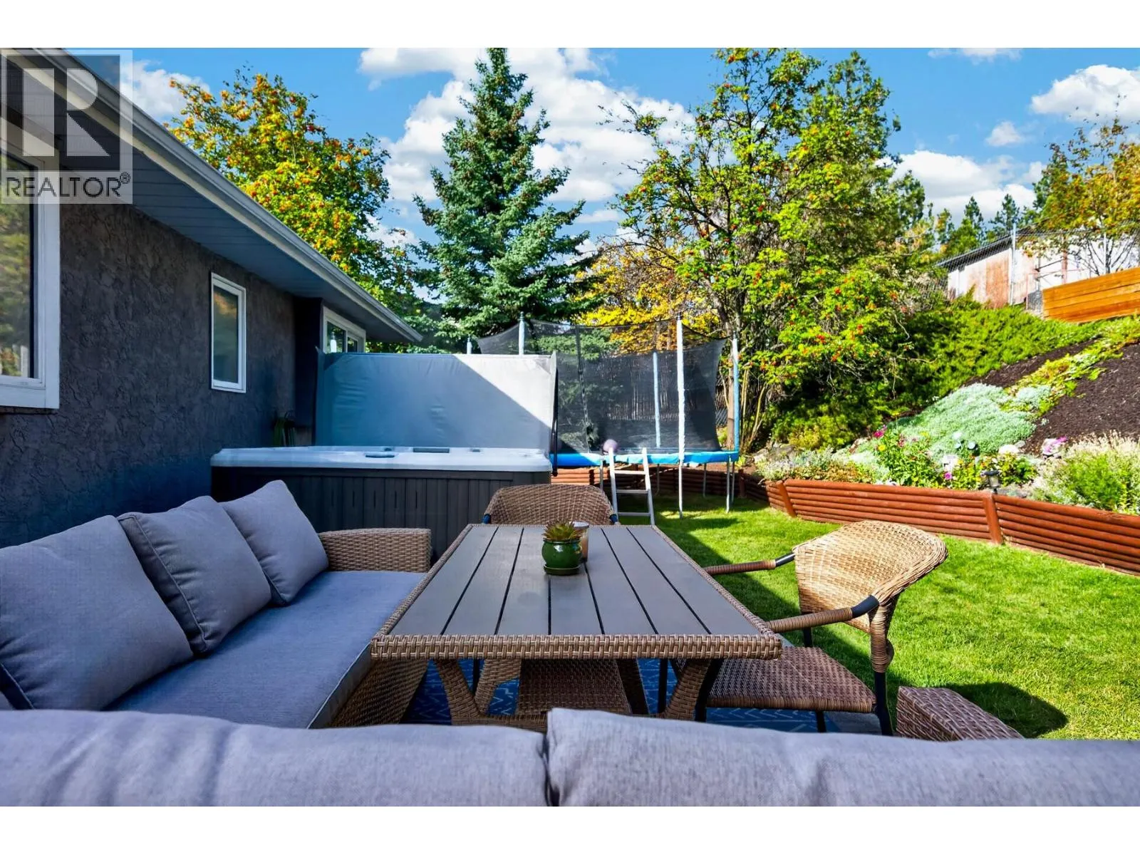1432 Mt Dufferin Drive