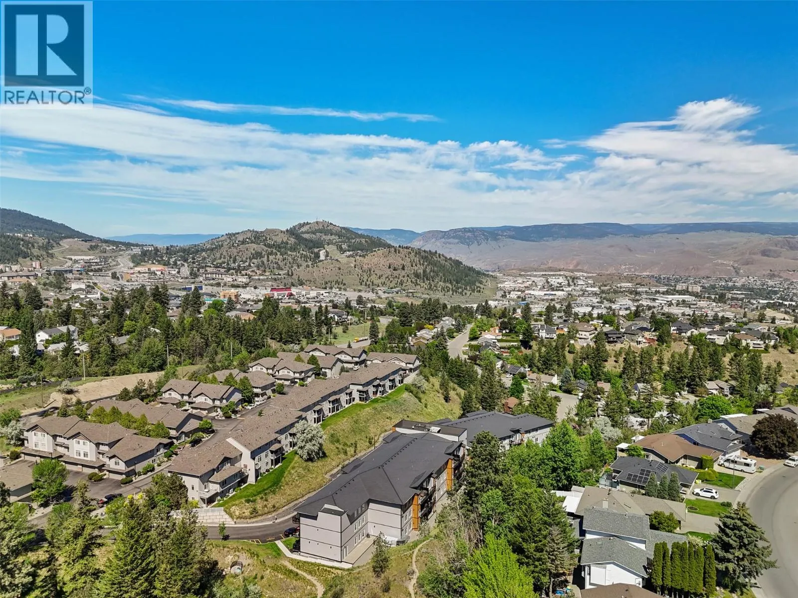 2046 ROBSON Place Unit# 405