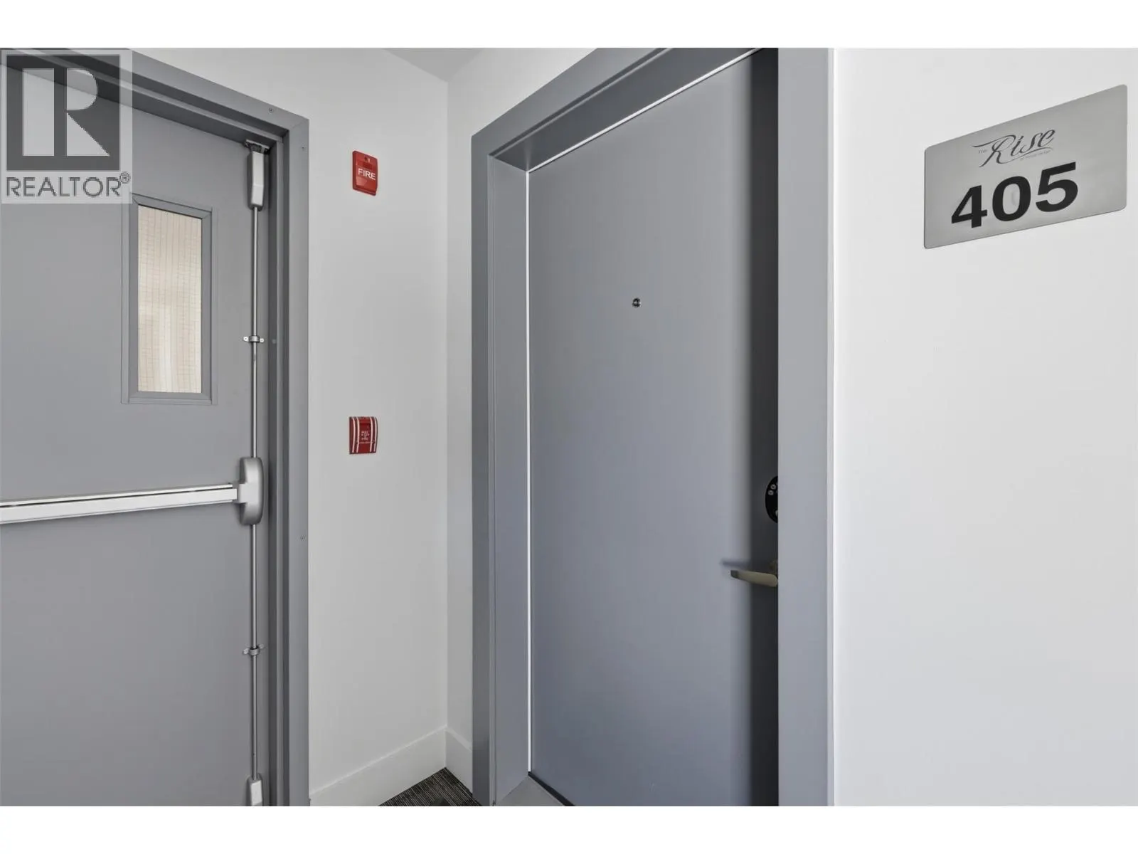 2046 ROBSON Place Unit# 405