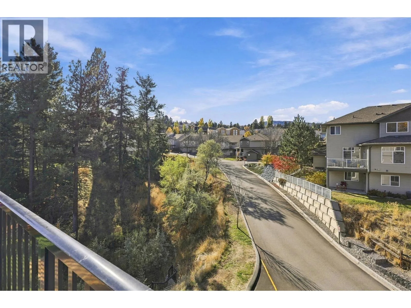 2046 ROBSON Place Unit# 405