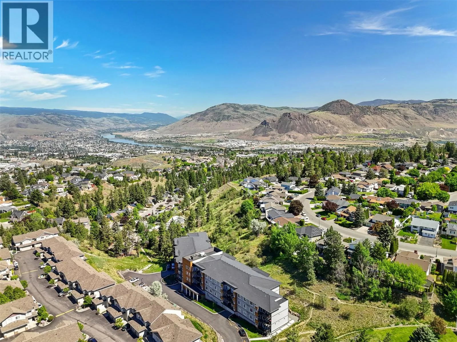 2046 ROBSON Place Unit# 405