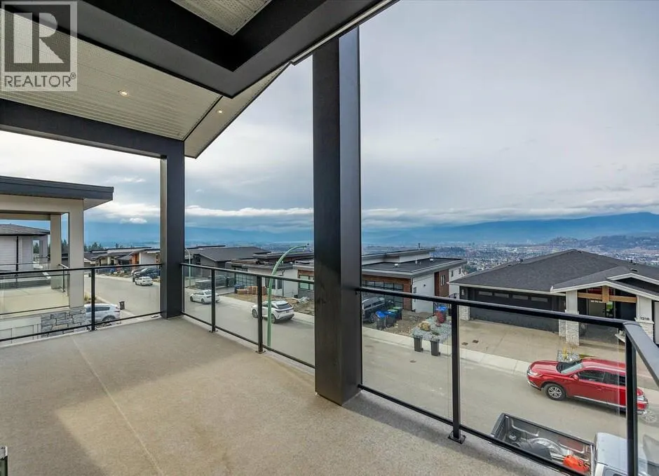 1221 Lone Pine Drive