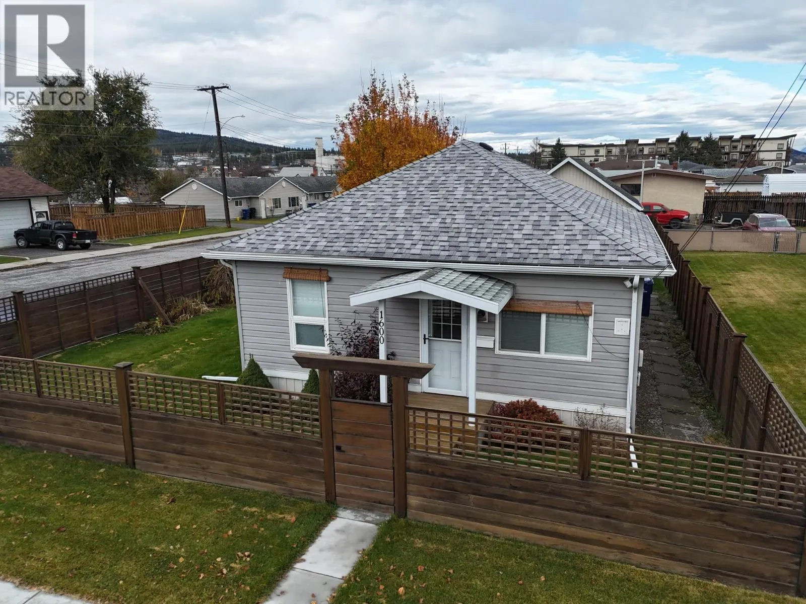 1600 4Th Street N