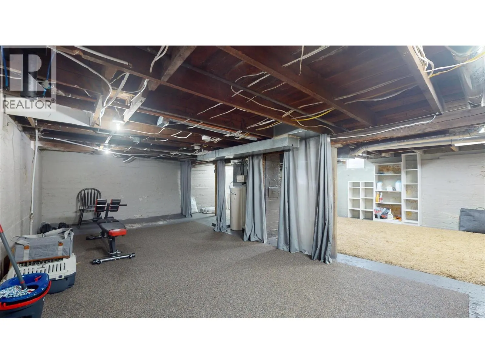 1600 4Th Street N