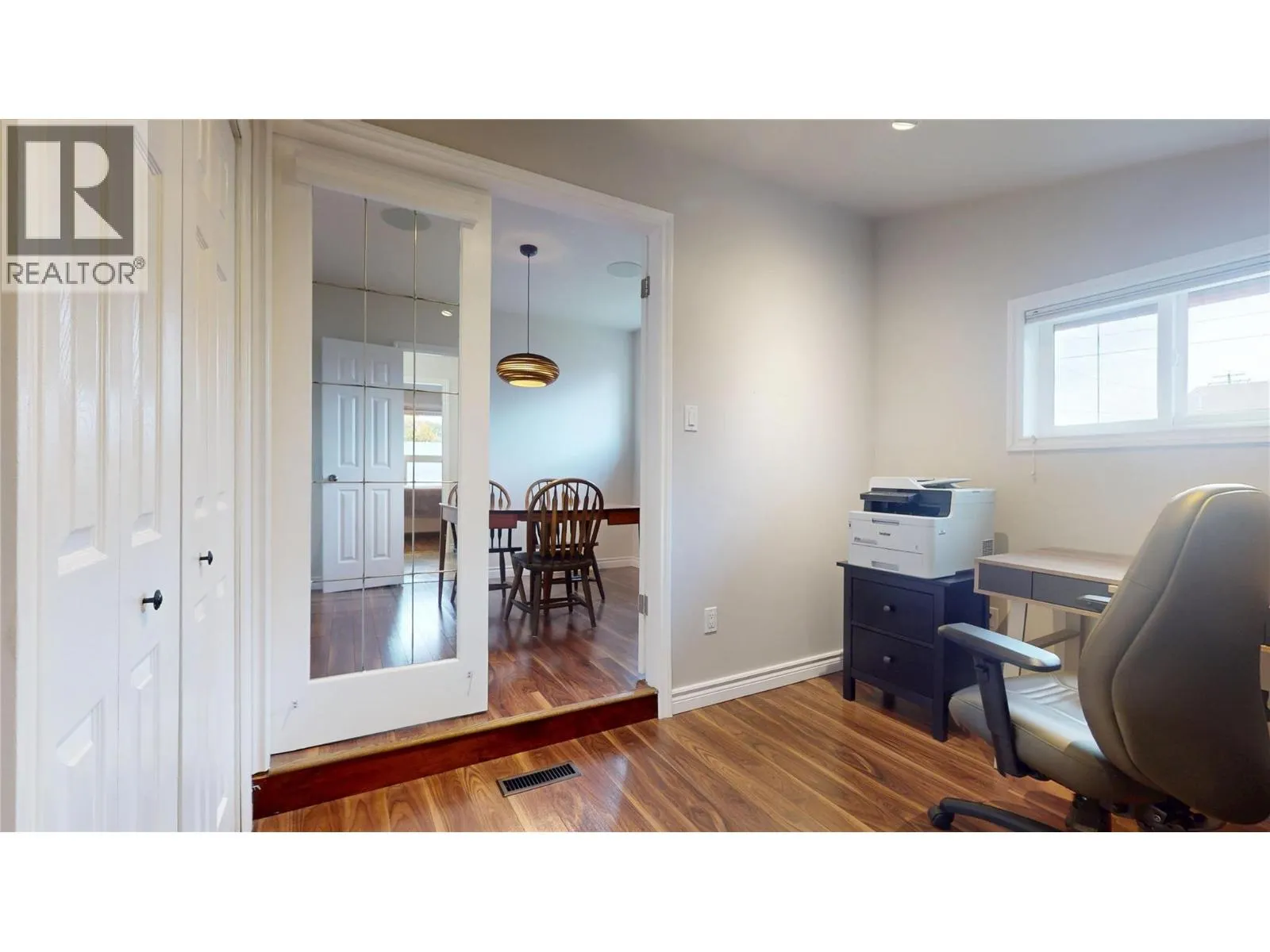 1600 4Th Street N