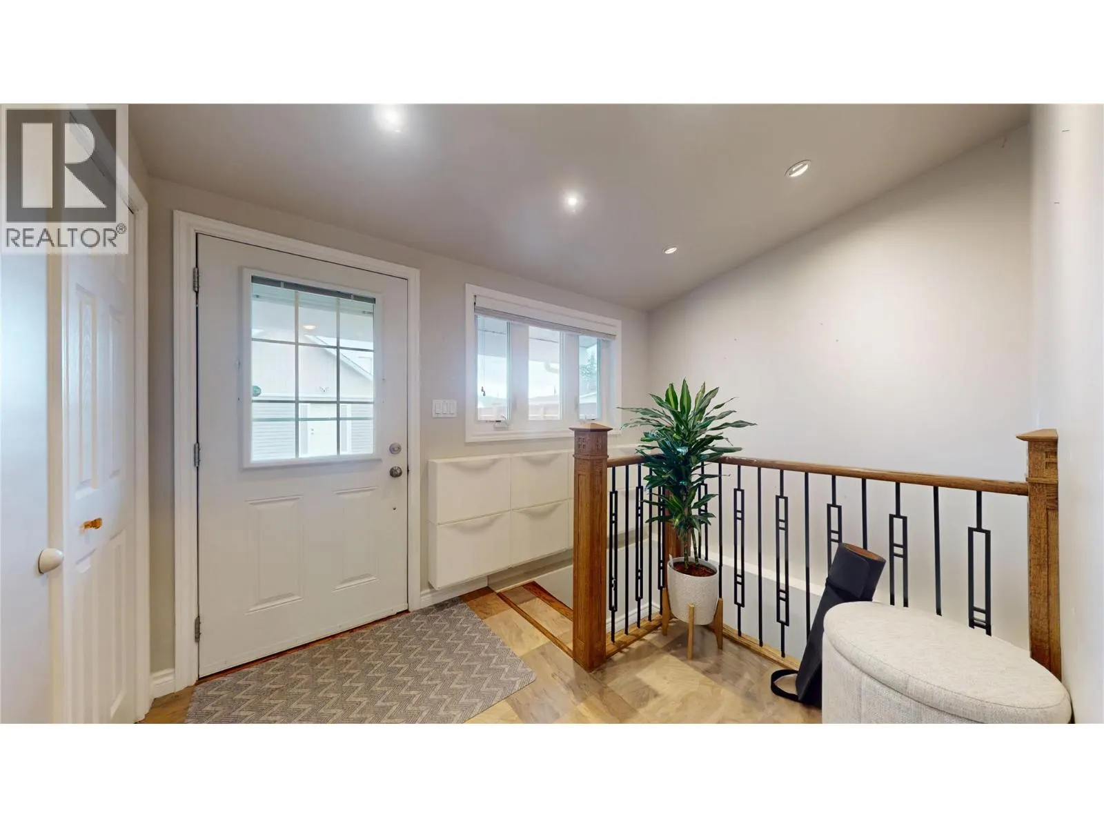 1600 4Th Street N