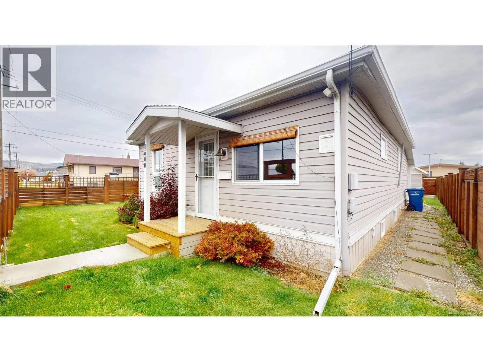 1600 4Th Street N