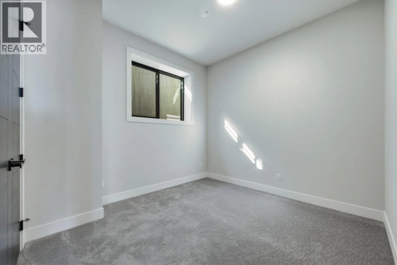 1120 Collinson Court