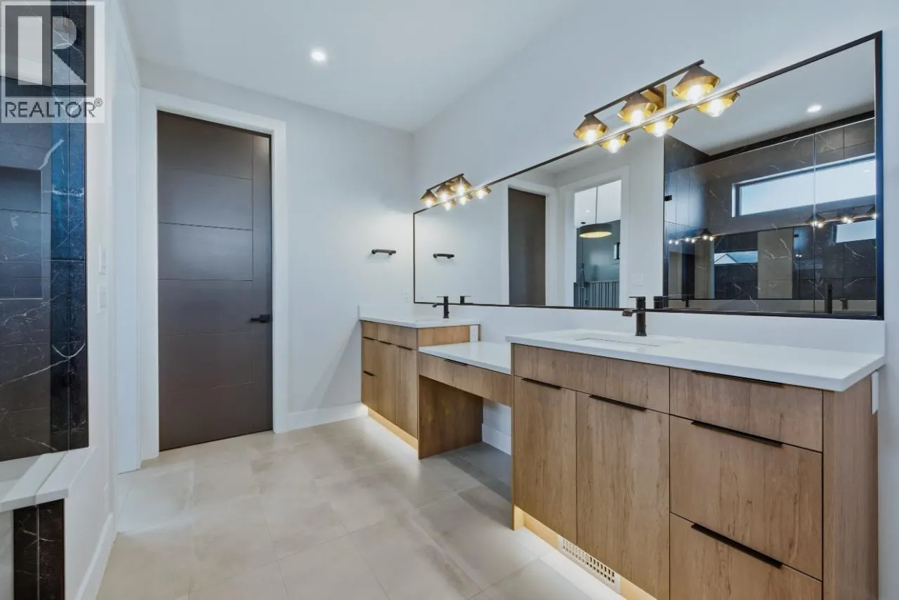 1120 Collinson Court