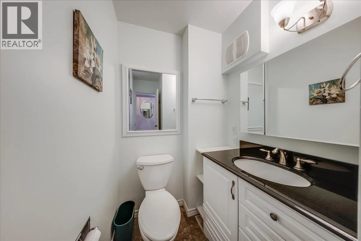 3398 Laurel Crescent