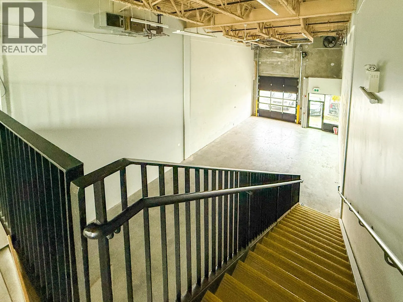 810 Clement Avenue Unit# 102
