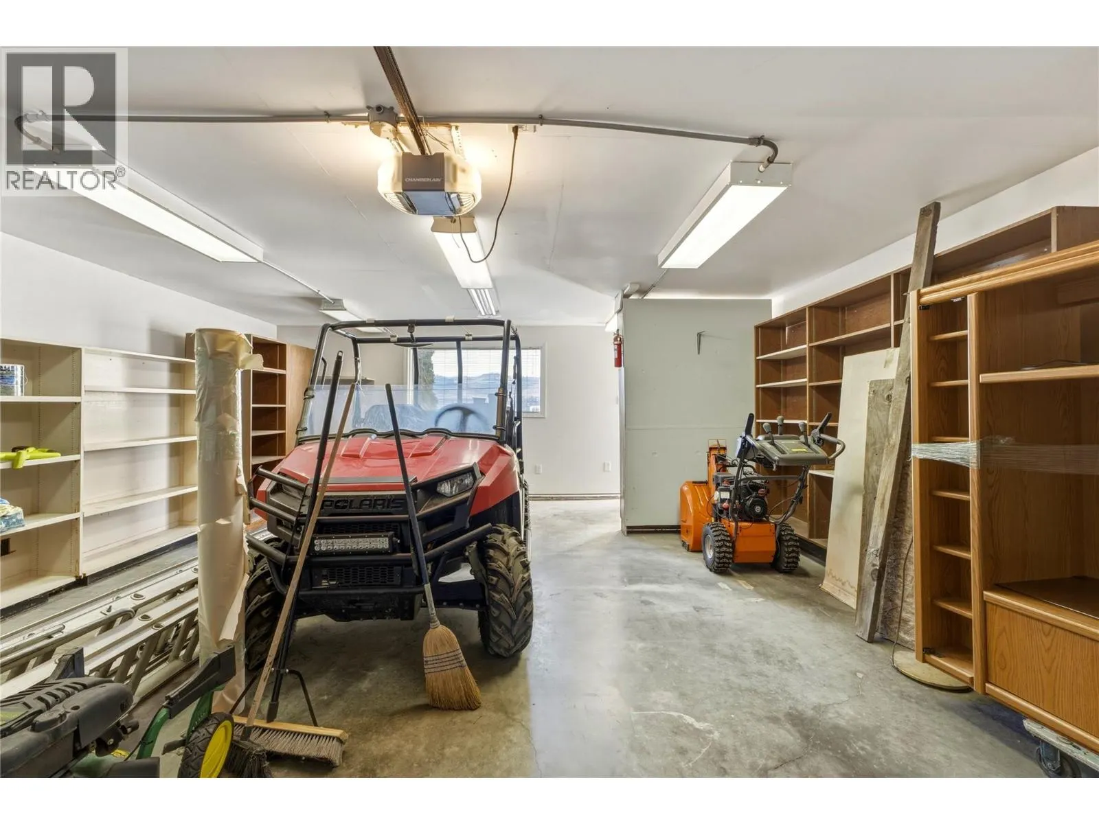 9102 Cherry Lane