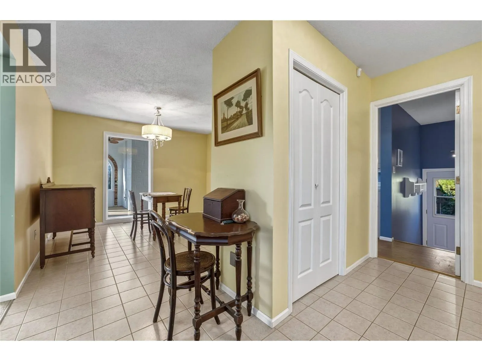 9102 Cherry Lane